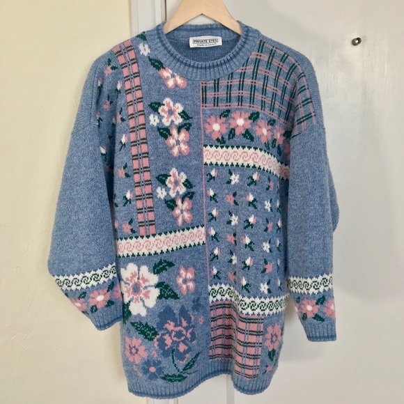 Private Eyes Sweaters - Vintage Knit Christmas Sweater